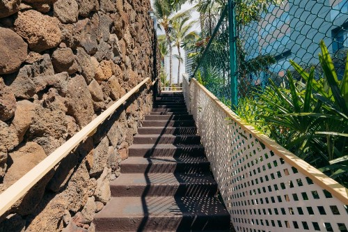 Pagoda Waikiki - image 2