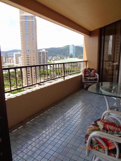 Waikiki vacation 2BR suite 88 - image 14