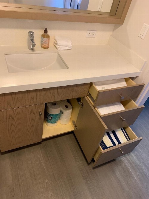 HAWAII KAI 2BD/FREE PARKING - image 8
