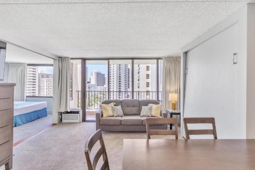 Tower 2 Suite 1208 -QQE condo - image 15