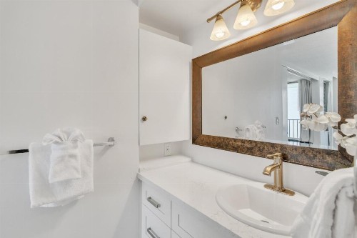 Tower 2 Suite 1208 -QQE condo - image 7