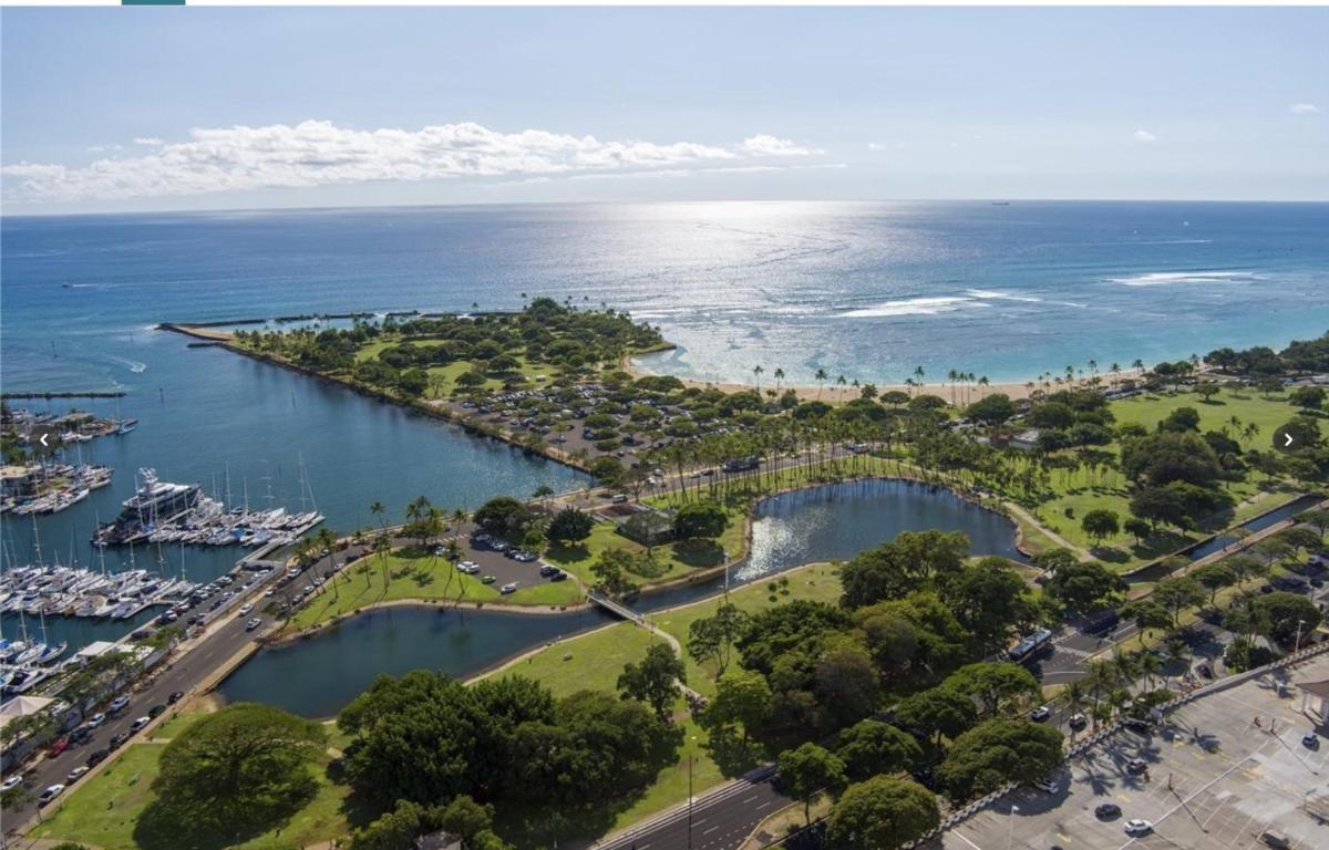 Ala Moana Condo by Orgoto - image 2