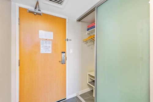 Ala Moana Condo by Orgoto - image 34