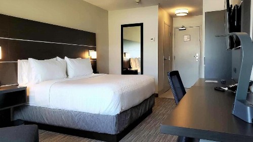 Holiday Inn Express & Suites Hood River an IHG Hotel - image 15