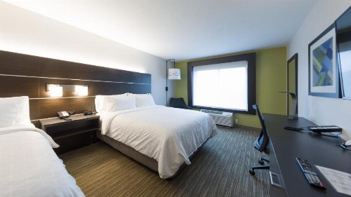 Holiday Inn Express & Suites Hood River an IHG Hotel - image 9