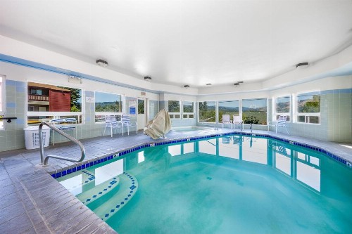 Riverview Lodge - image 16
