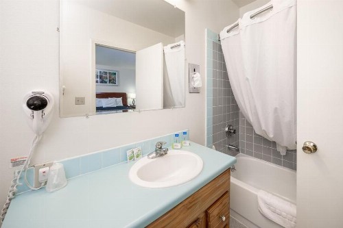 Riverview Lodge - image 21