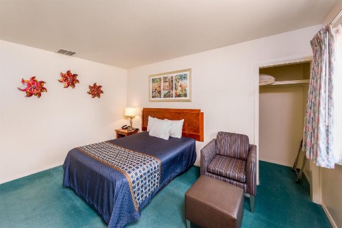 Riverview Lodge - image 22