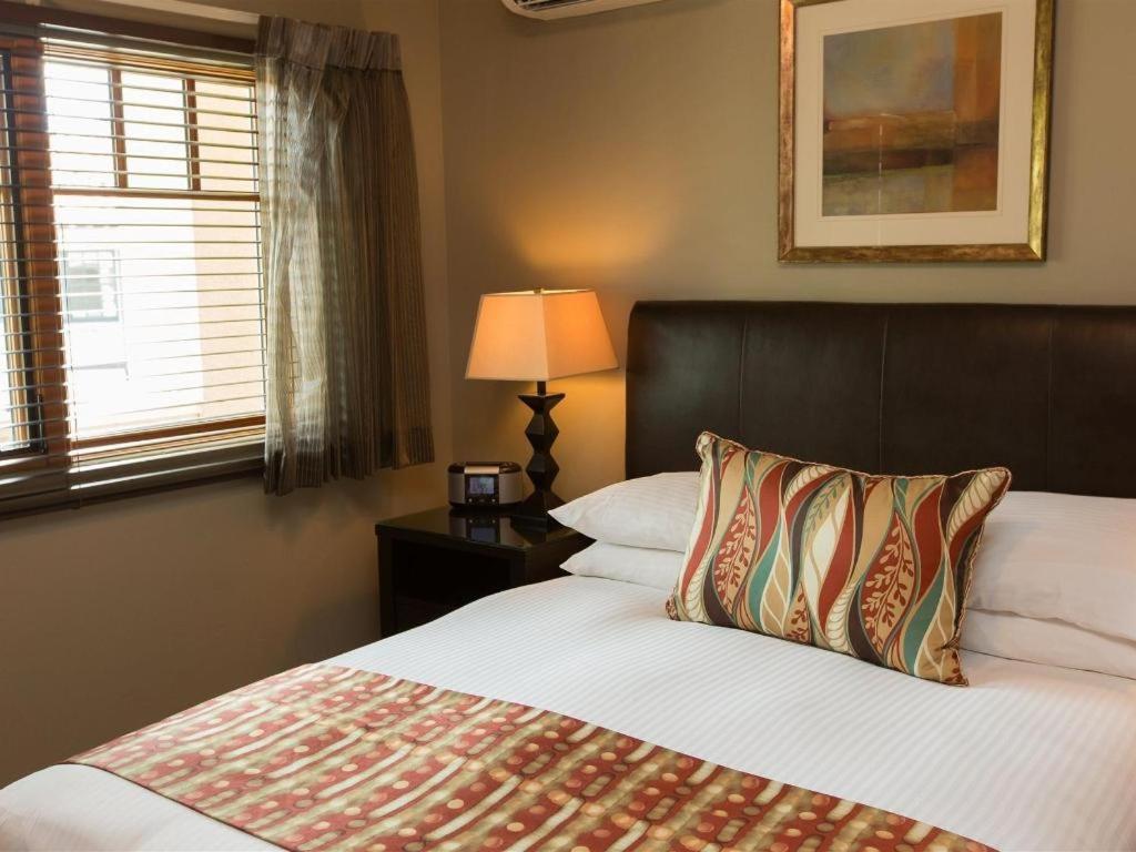 Columbia Cliff Villas - image 3