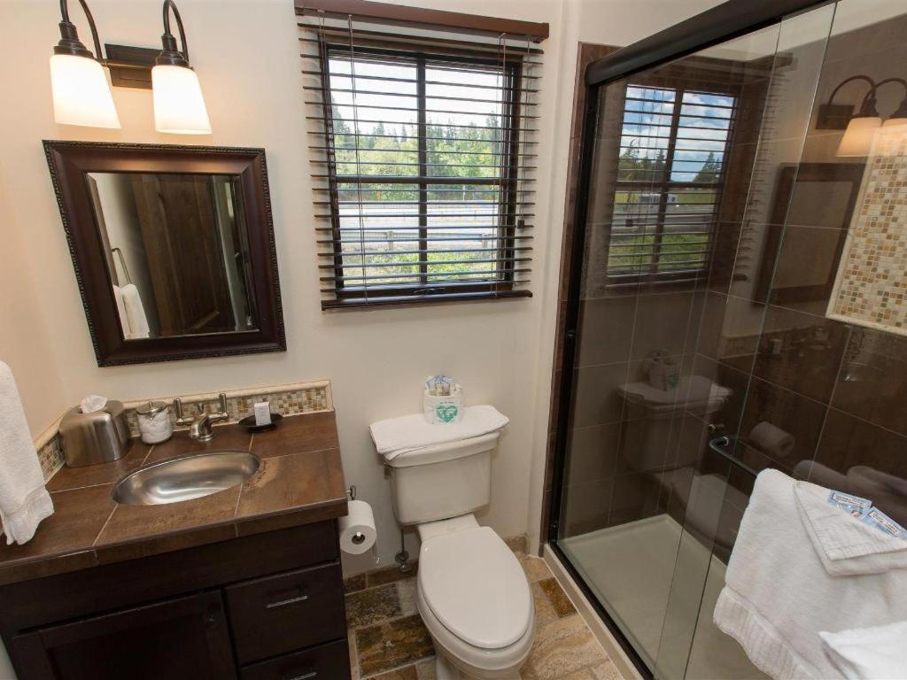 Columbia Cliff Villas - image 6