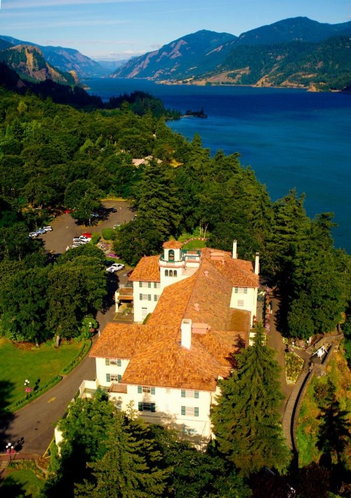 Columbia Gorge Hotel & Spa - image 16