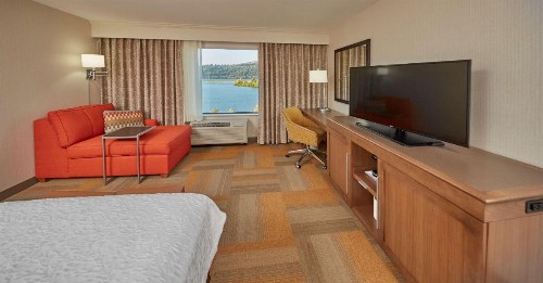 Hampton Inn & Suites Hood River - image 14