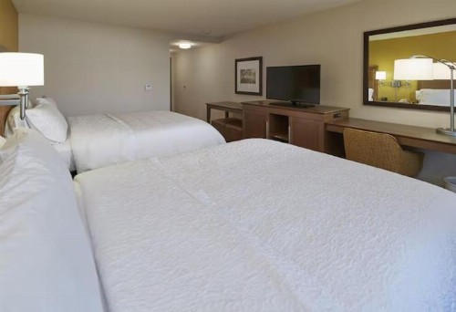 Hampton Inn & Suites Hood River - image 22