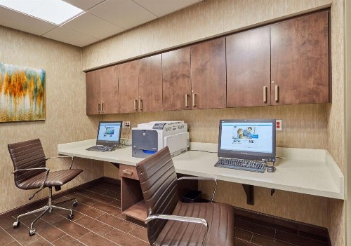 Hampton Inn & Suites Hood River - image 27