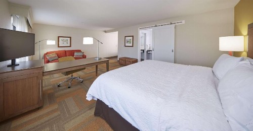 Hampton Inn & Suites Hood River - image 28