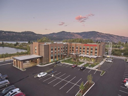 Hampton Inn & Suites Hood River - image 3