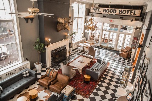 Hood River Hotels