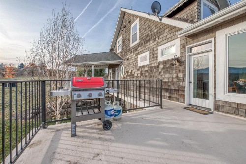 River Song Country Chateau - image 9