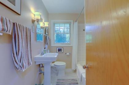 Living Color Cottage - image 14