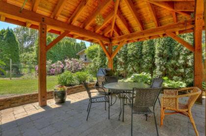 Living Color Cottage - image 7