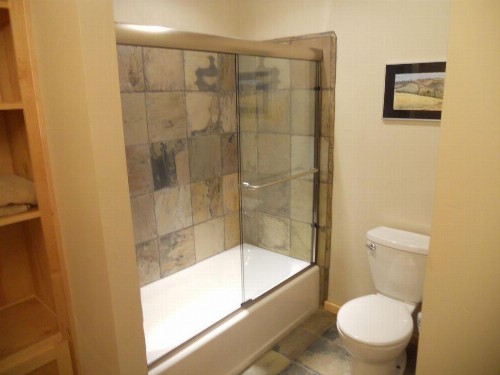 Hutson's Hideaway - image 7