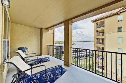 Lakeside Hill Country Escape - Views Pool & Marina condo
