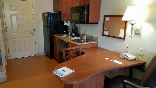 Candlewood Suites Hot Springs an IHG Hotel - image 22
