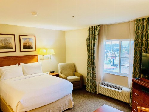 Candlewood Suites Hot Springs an IHG Hotel - image 25