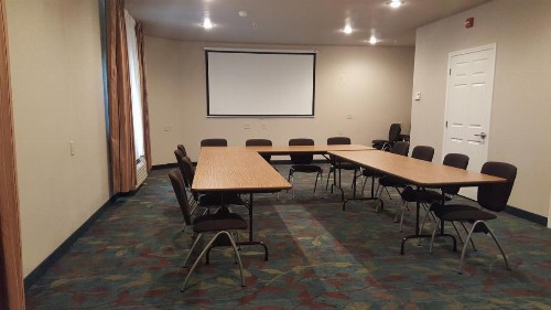 Candlewood Suites Hot Springs an IHG Hotel - image 6