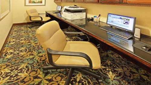 Staybridge Suites Hot Springs an IHG Hotel - image 12