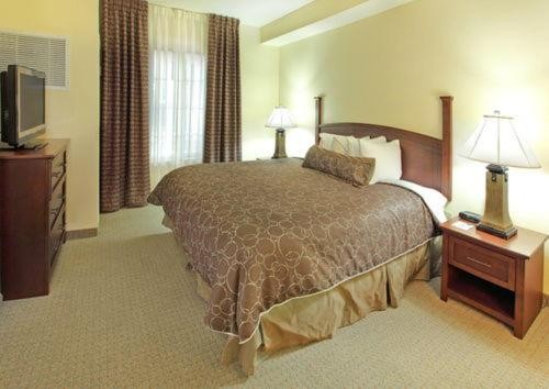 Staybridge Suites Hot Springs an IHG Hotel - image 18