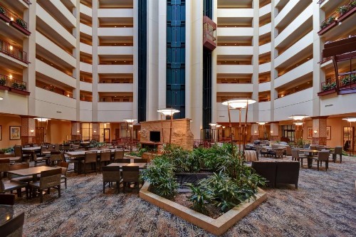 Embassy Suites Hot Springs - Hotel & Spa - image 23