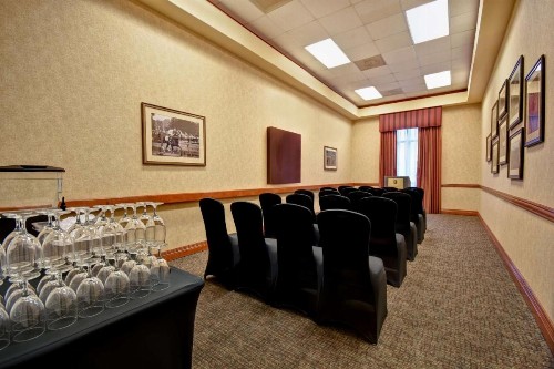 Embassy Suites Hot Springs - Hotel & Spa - image 40
