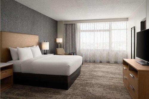 Embassy Suites Hot Springs - Hotel & Spa - image 42