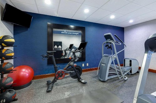 Hampton Inn Hot Springs - image 23