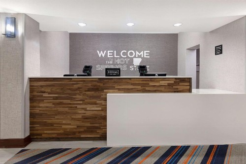 Hampton Inn Hot Springs - image 37