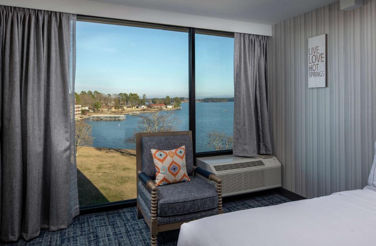 DoubleTree by Hilton Hot Springs - image 3