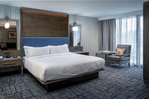 DoubleTree by Hilton Hot Springs - image 34