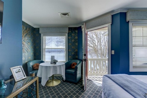 Lookout Point Lakeside Inn - image 27