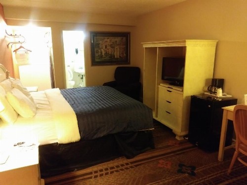 Days Inn by Wyndham Hot Springs - image 10