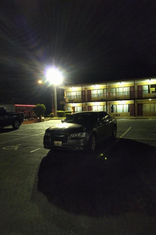 Lotus by Hotel Inn - Hot Springs - image 2