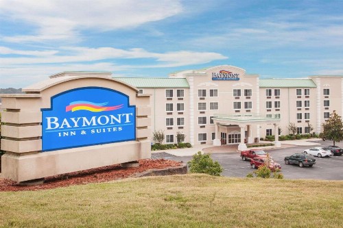 Baymont by Wyndham Hot Springs - image 14