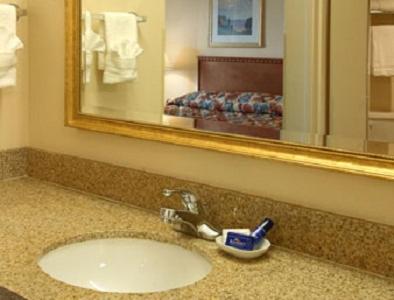 Baymont by Wyndham Hot Springs - image 2