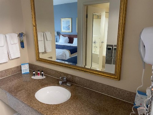 Baymont by Wyndham Hot Springs - image 36