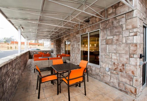 Holiday Inn Express Hotel & Suites Hot Springs an IHG Hotel - image 11