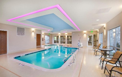 Holiday Inn Express Hotel & Suites Hot Springs an IHG Hotel - image 31