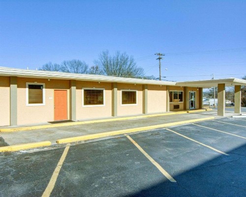 Rodeway Inn Hot Springs - image 10