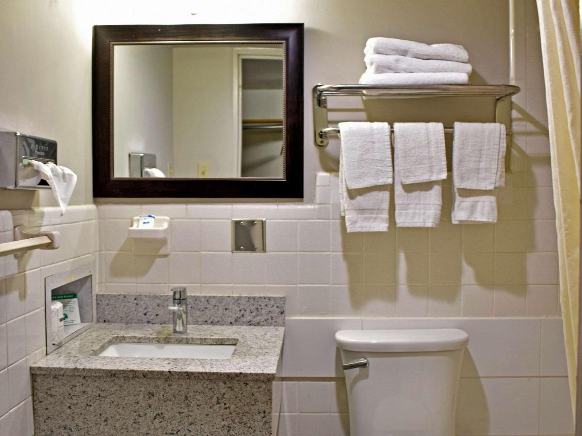 Rodeway Inn Hot Springs - image 4