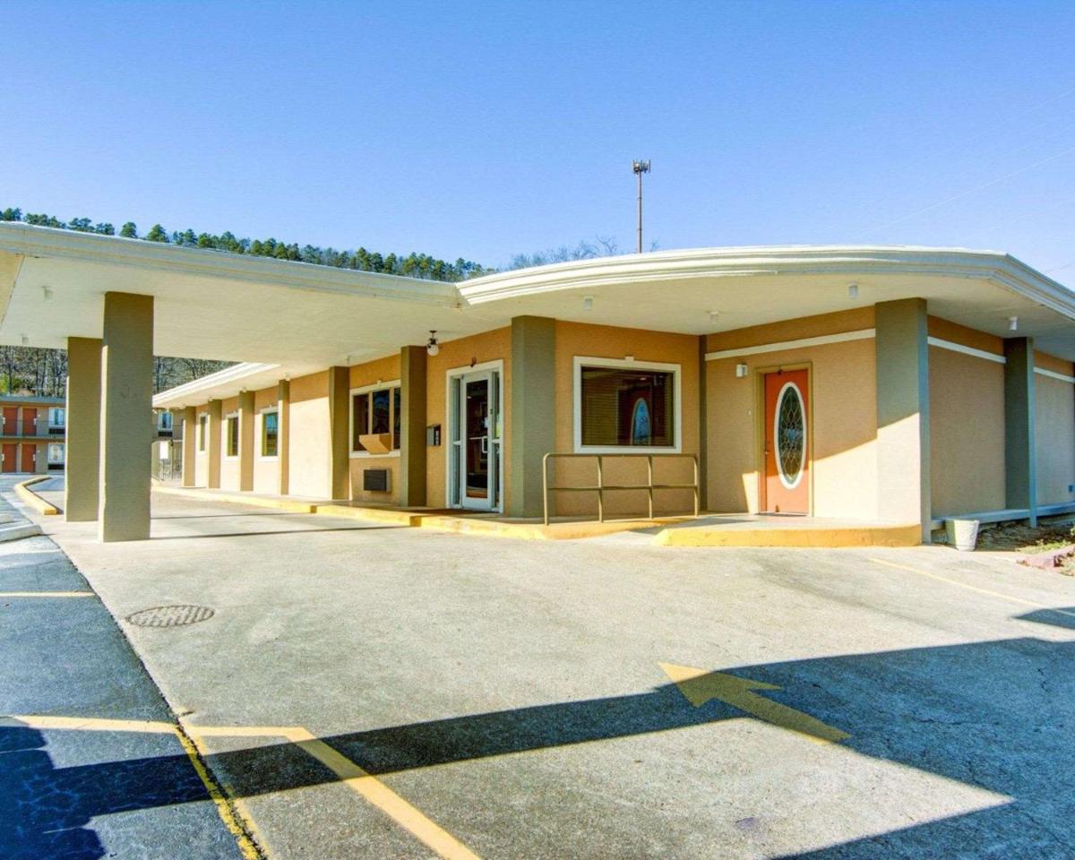 Rodeway Inn Hot Springs - image 5