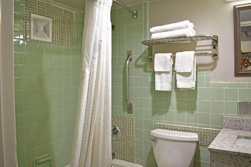 Rodeway Inn Hot Springs - image 7